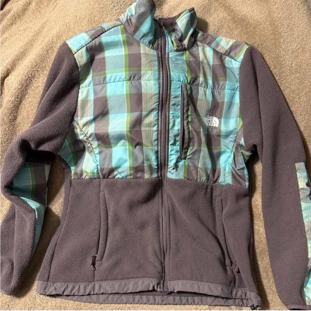 The North Face Plaid/Fleece jacket gray and green size XL